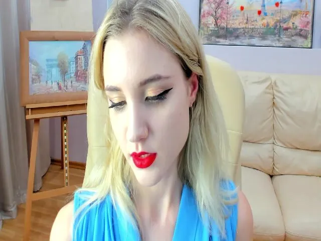 Live sex webcam photo for SusieTurner #252294816