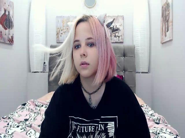 Live sex webcam photo for Helokit #255902662