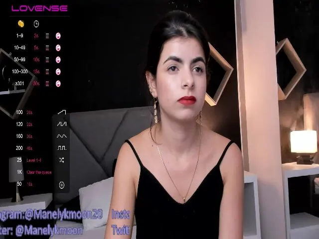 Live sex webcam photo for Manelyk_m #263986514