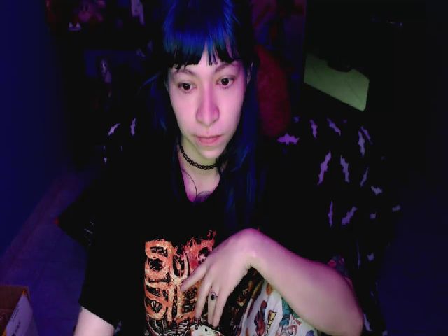 Live sex webcam photo for umaru_michae #260576004