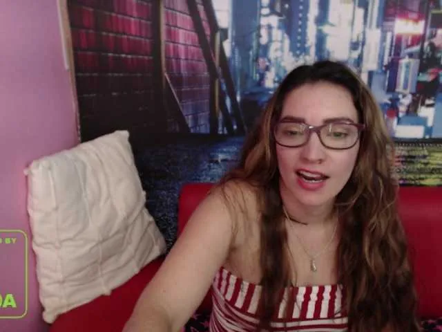 Live sex webcam photo for jeniferblanco #241293830