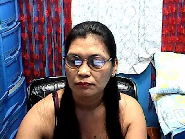 Live sex webcam photo for hOtGranny4u #241211775