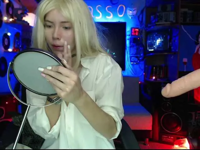 Live sex webcam photo for kika-Co #242751295