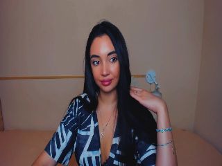 Live sex webcam photo for RoxyRoxe #251706797