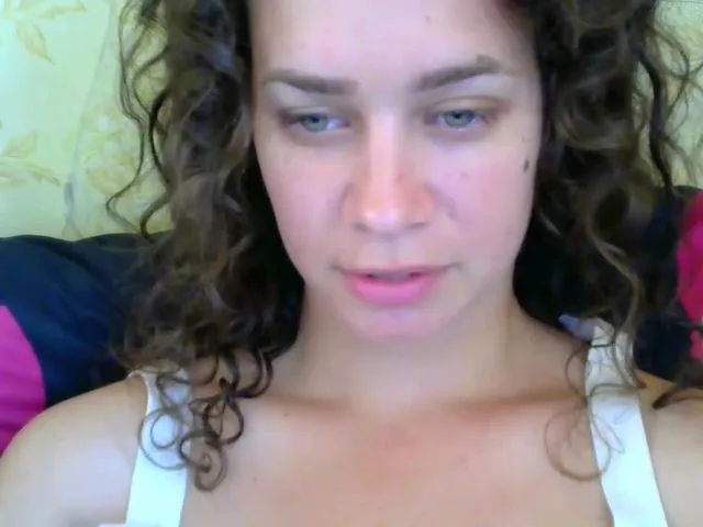 Live sex webcam photo for SofiAmeli #254774843