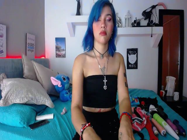 Live sex webcam photo for Lissyevans #257583918