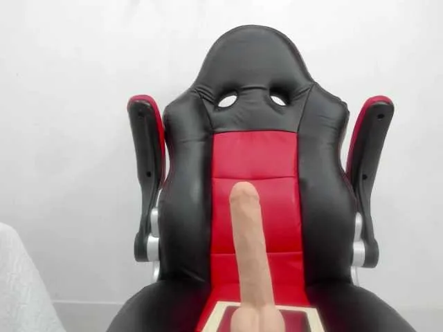 Live sex webcam photo for Merida- #241232981