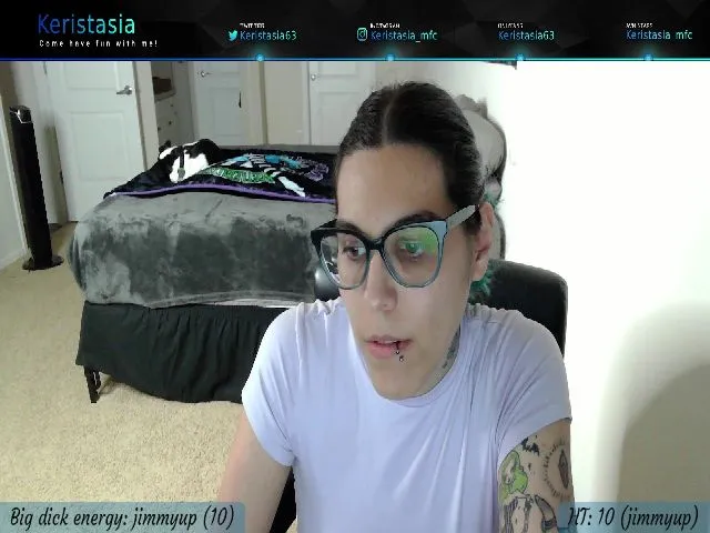 Live sex webcam photo for Keristasia #260439747