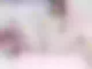 Live sex webcam photo for MissLilie #251767915