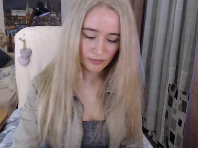 Live sex webcam photo for xyliganka777 #241437261