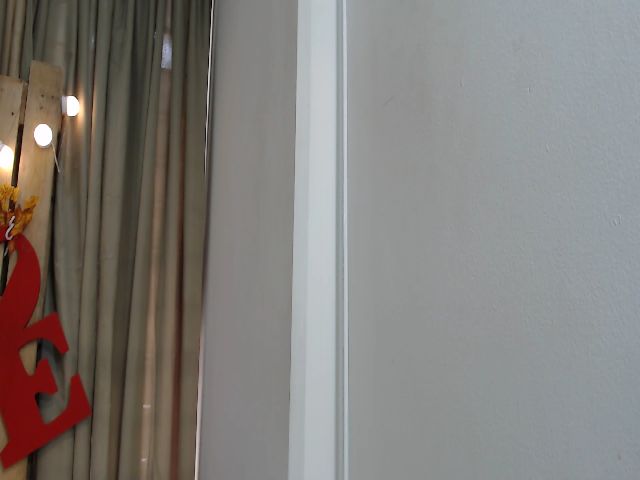 Live sex webcam photo for Lupita_hot3 #261491458