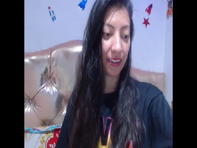 Live sex webcam photo for Kaymilf #256501308