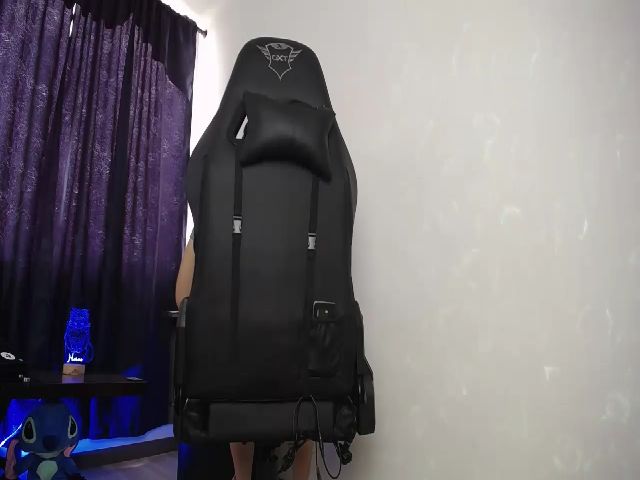 Live sex webcam photo for BiancaMiller #257609521