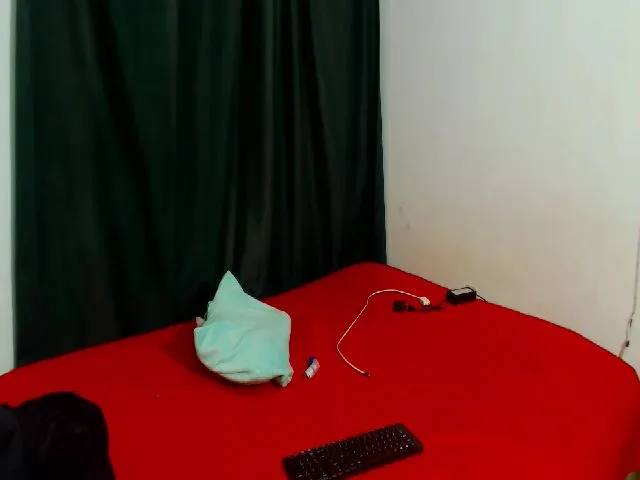 Live sex webcam photo for SHELIA_TERRY #253557724