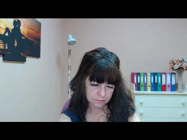 Live sex webcam photo for Nina_Chat_ #255618823