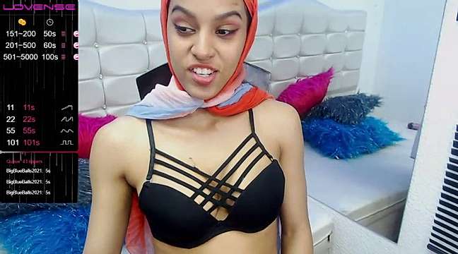 Live sex webcam photo for Alice_lov #245071662