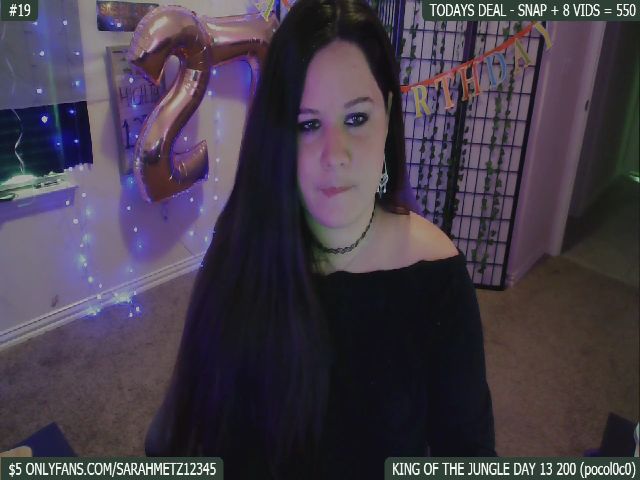 Live sex webcam photo for BdaySarah94 #253474545