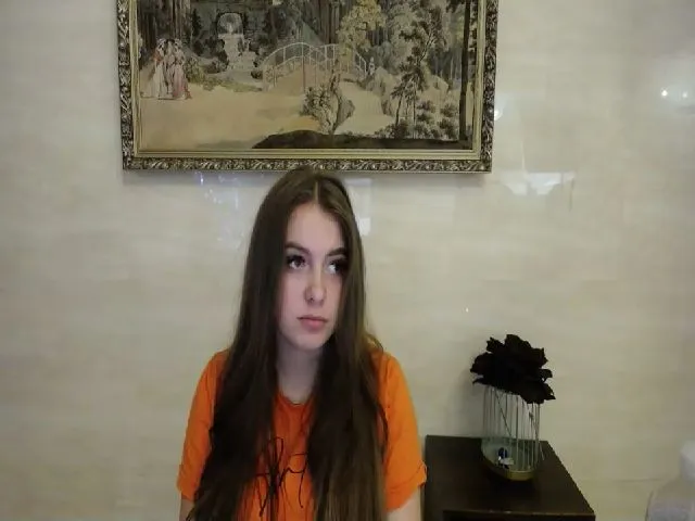 Live sex webcam photo for Mary_Siley #259353307