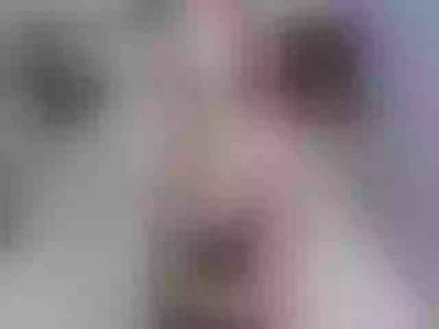 Live sex webcam photo for EvaElf #257799936