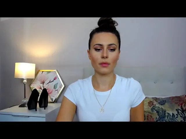 Live sex webcam photo for CharlotteLOV #255863786