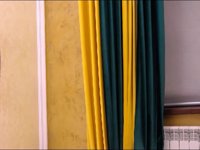 Live sex webcam photo for SoffyyHot #262412088