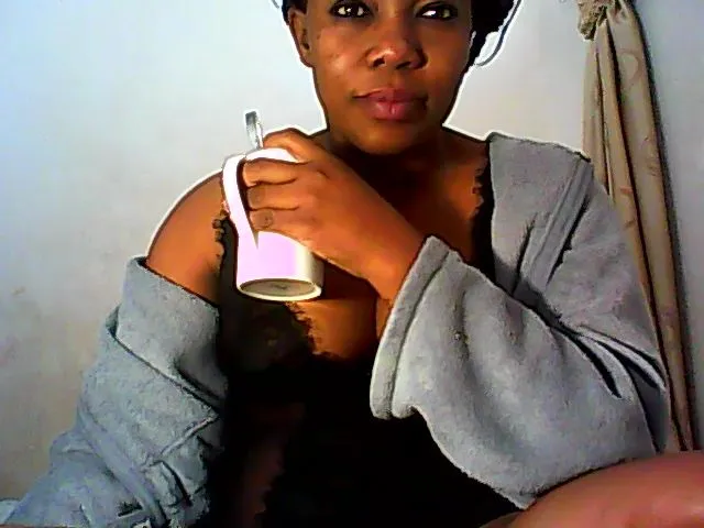 Live sex webcam photo for AfriPrincess #254414850