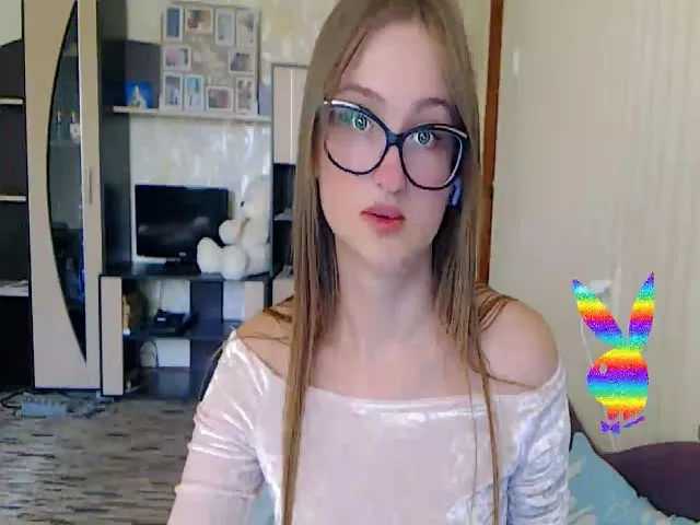 Live sex webcam photo for Irisachka #262693084
