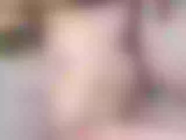 Live sex webcam photo for elliza717 #240953312