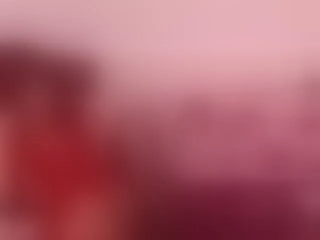 Live sex webcam photo for SaraJae #241182379