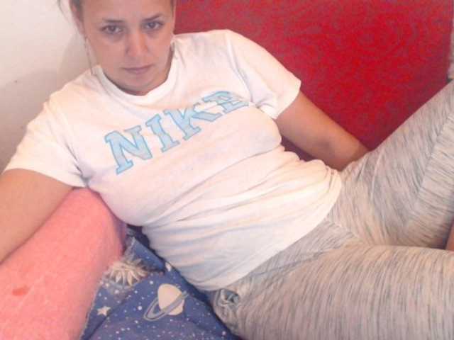 Live sex webcam photo for carlastar00 #257874899