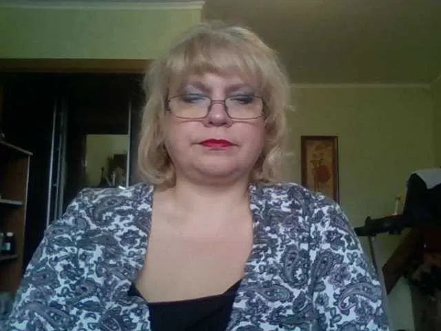 Live sex webcam photo for LOLA88888 #241335192