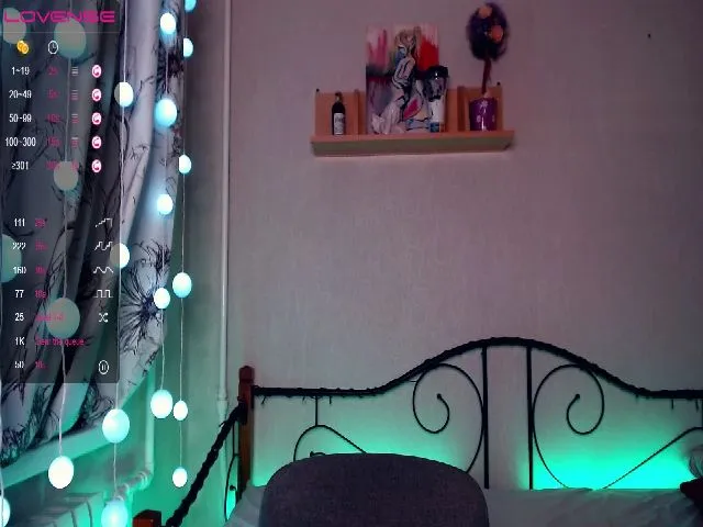Live sex webcam photo for Red_joan #258256871