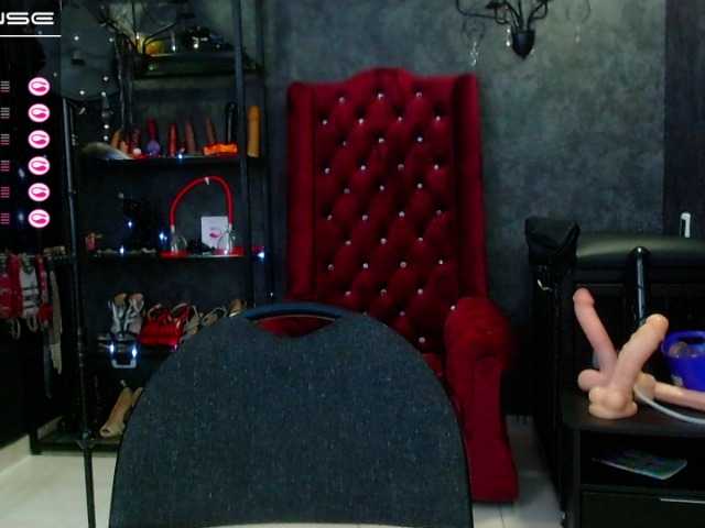 Live sex webcam photo for AlexaRossex #241984685