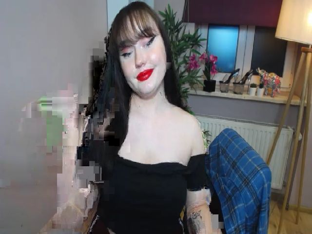 Live sex webcam photo for JULIE_FUN #255189080