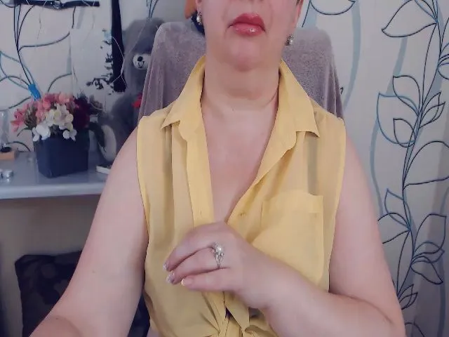Live sex webcam photo for DepravedMadam #256175463