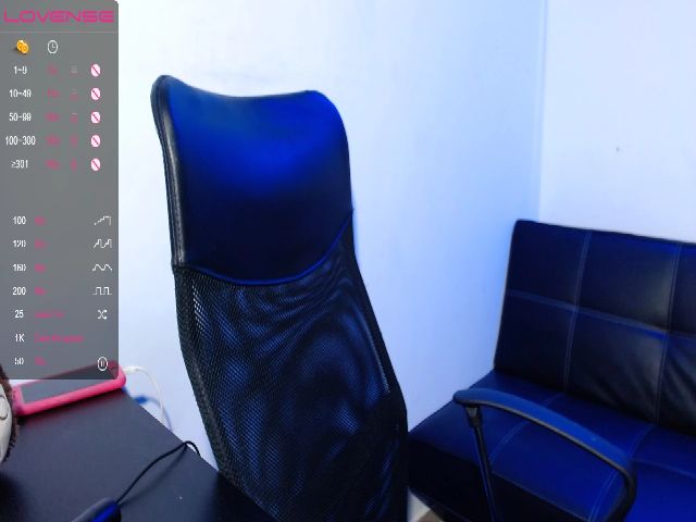 Live sex webcam photo for Isa_hernandez #258359470