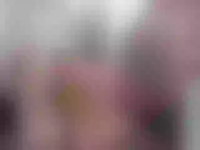 Live sex webcam photo for BlondeKhloe #261891228