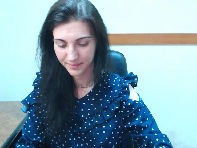 Live sex webcam photo for Miss_Vivian #257343699