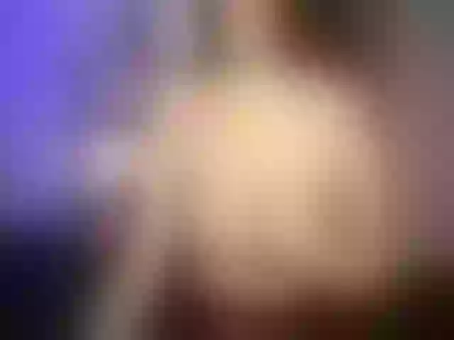 Live sex webcam photo for ITakeUrBreath #254751351