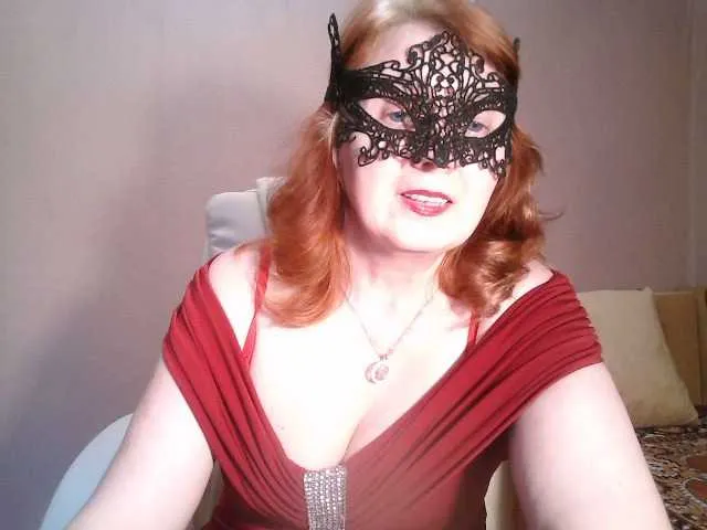 Live sex webcam photo for leeloofire #241363253