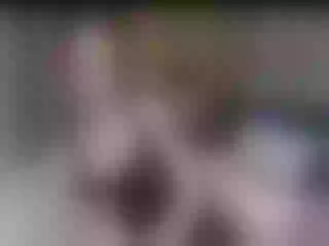 Live sex webcam photo for AizaRae #252614131