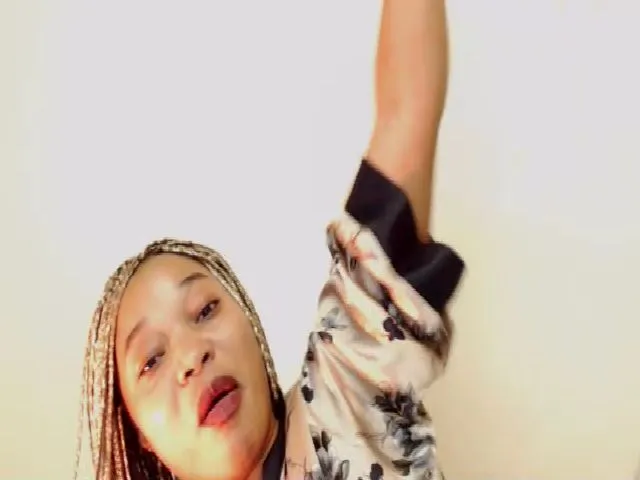 Live sex webcam photo for Xxamor #252322242