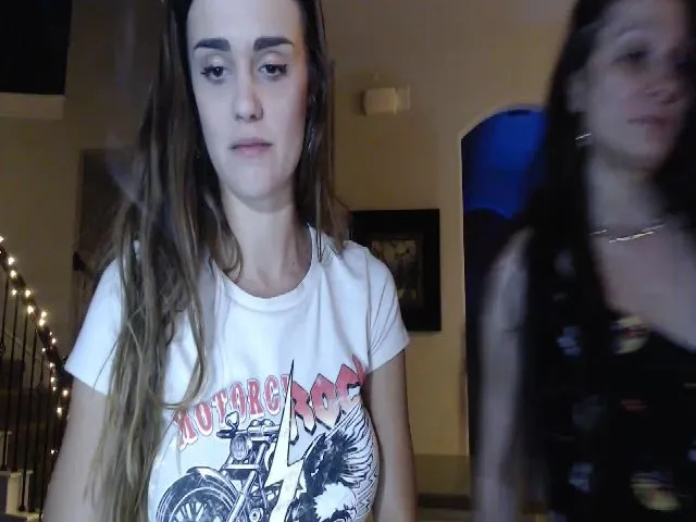 Live sex webcam photo for AudryLikes #253656293