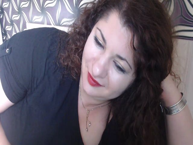 Live sex webcam photo for MilenaDivine #256289019