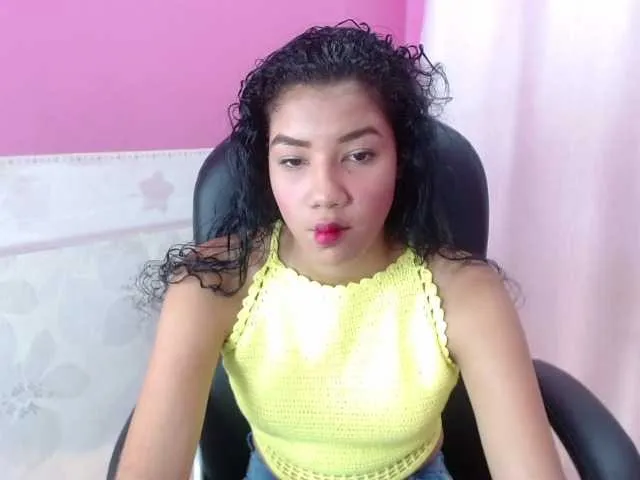 Live sex webcam photo for JannetReyes #262398858