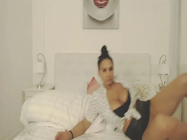 Live sex webcam photo for AlisonBB #261942950