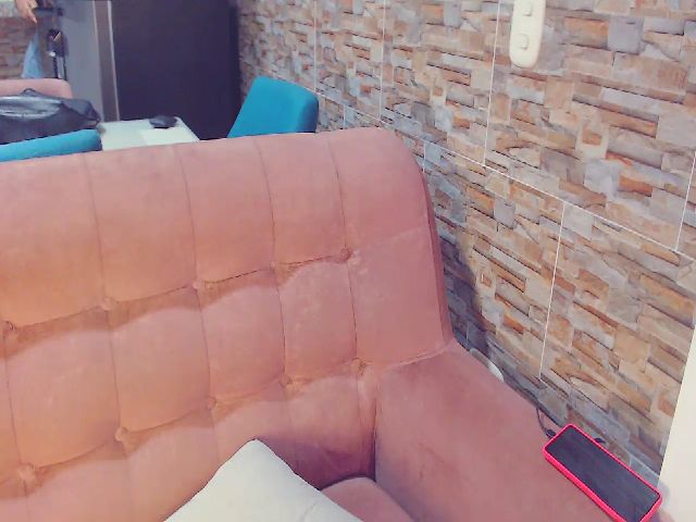 Live sex webcam photo for SalomeFrancoo #265283427