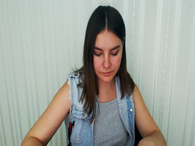 Live sex webcam photo for Quardiona #264321811