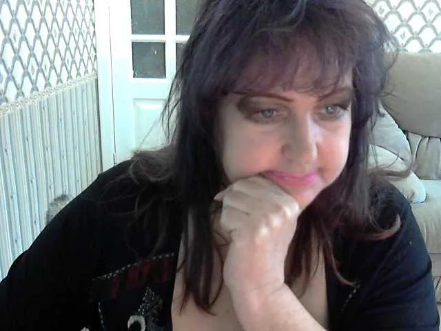 Live sex webcam photo for ElenaZed #287984953