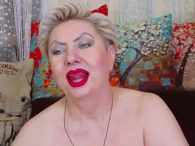 Live sex webcam photo for PoshLadyx #247473630